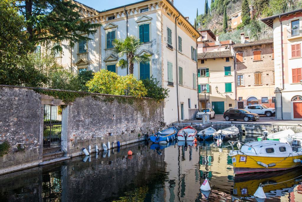 Il Batti apartment water front&private beach Toscolano-Maderno Esterno foto